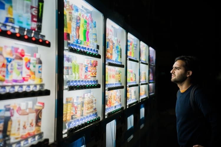 Les distributeurs automatiques les plus innovants et les distributeurs automatiques les plus bizarres